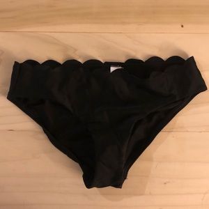 Loft Black scalloped bathing suit bottom small